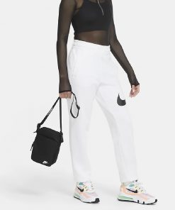 Nike Heritage Cross Body Bag (1)
